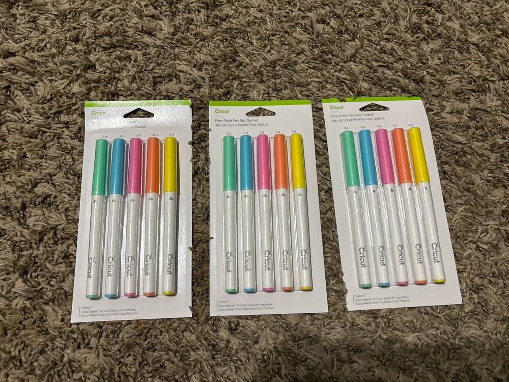 New in Box Cricut Markers Set Bundle